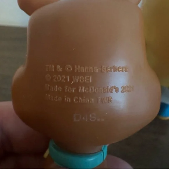 SOLD- Scooby-Doo FRED  And SCOOBY-DOO Bobble Head Toys From 2021 McDonalds - Picture 3 of 8